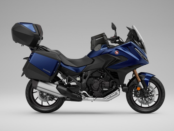 PB409 - PEARL HAWKSEYE BLUE